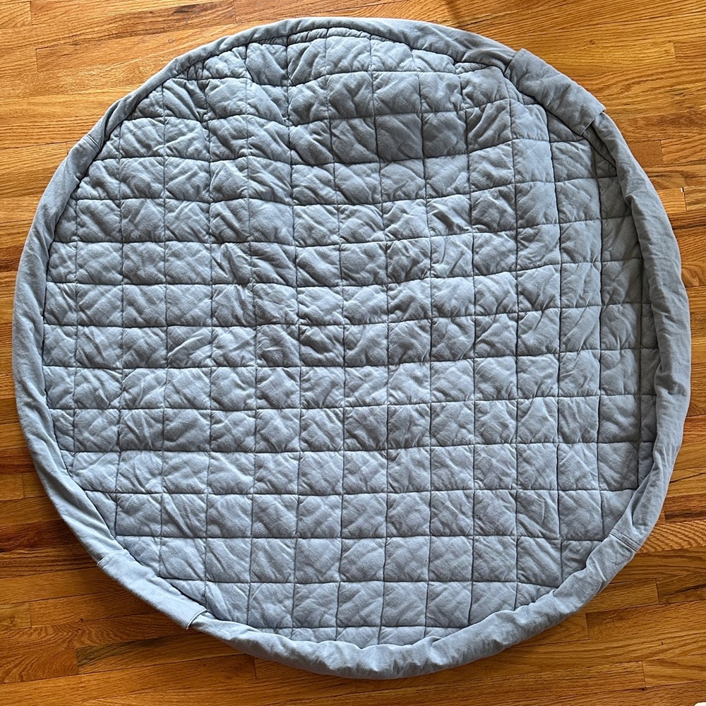 Play and Go Organic Cotton Quilted Round Play Mat Blue